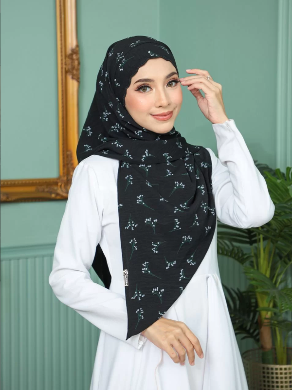 zc tudung bawal lazy printed sulam muka zc tudung bawal lazy printed sulam muka