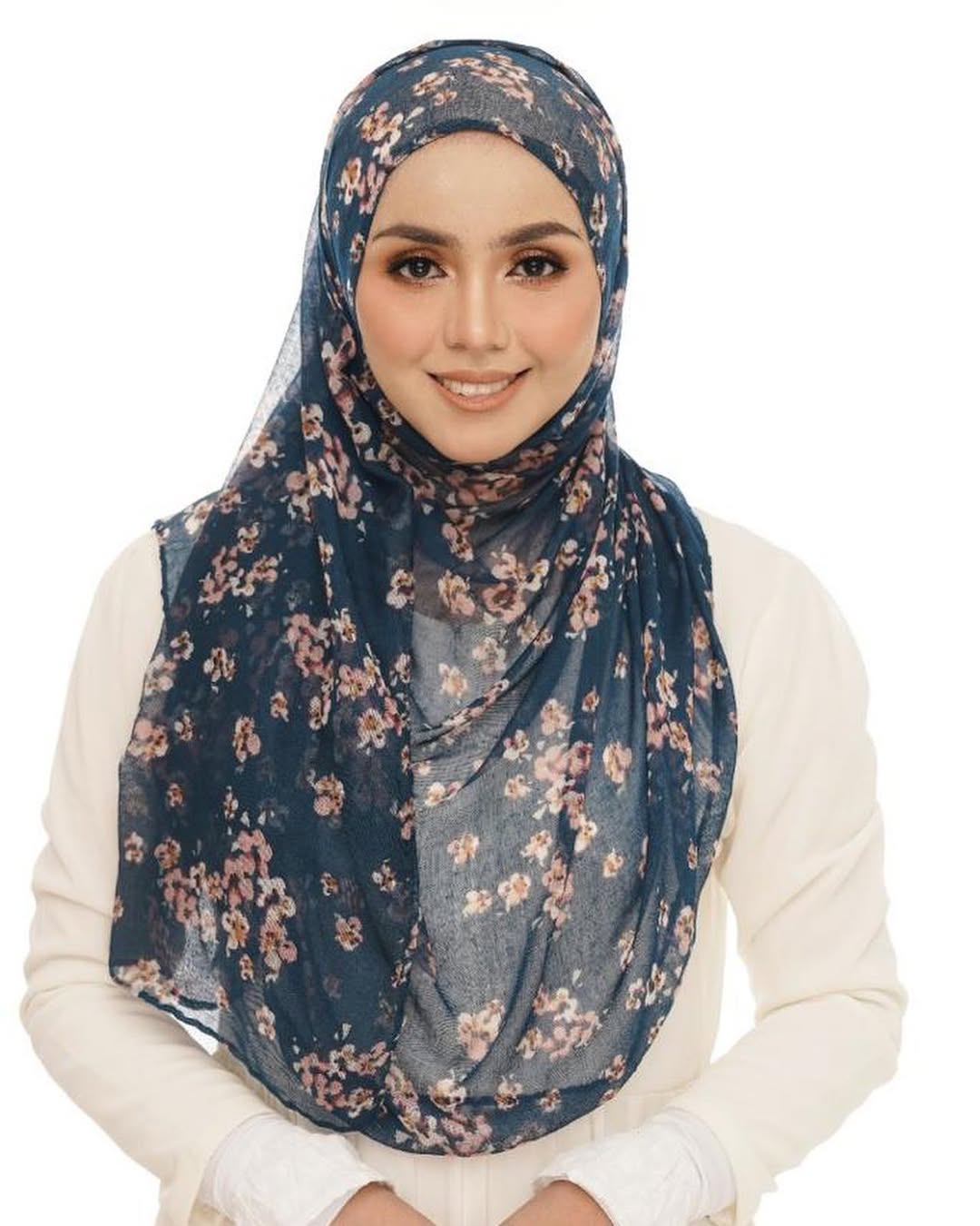 aisyah exclusives shawl chiffon printed tealblue aisyah exclusives shawl chiffon printed tealblue